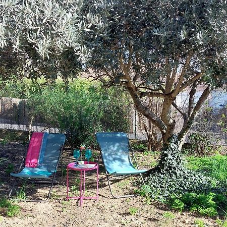 Villa 80 M2 Jardin Terrasse 3 Chambres Provence Volx Exterior foto