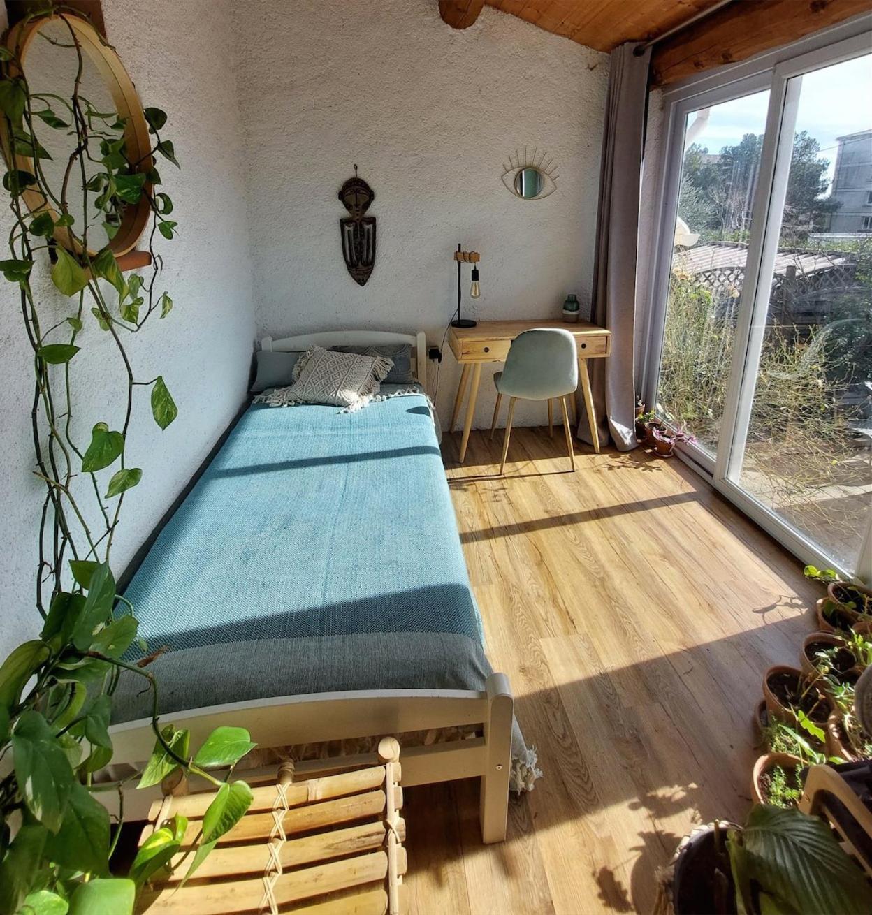Villa 80 M2 Jardin Terrasse 3 Chambres Provence Volx Exterior foto